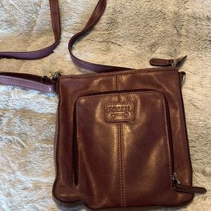 Fun crossbody purse. Plum color.